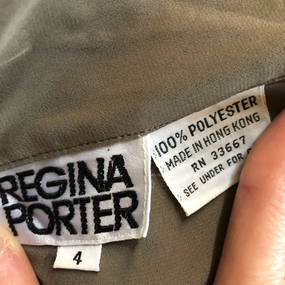 Vintage Regina porter pleated blouse - Picture 7 of 8